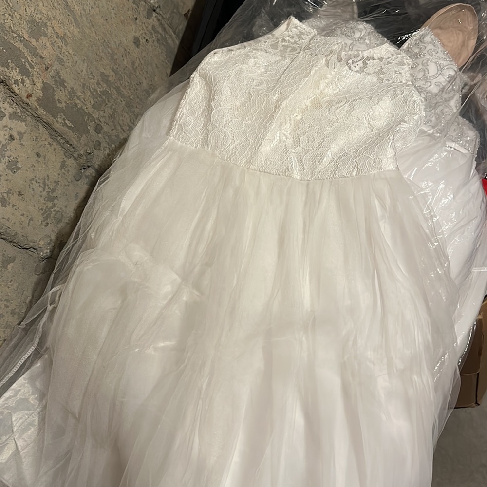 Mini bride dress - Picture 3 of 3